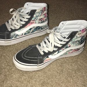 Women’s vans sk8hi